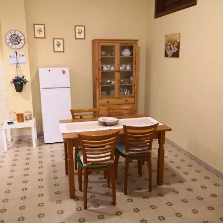 La Casa Di Alessandra Апартаменты Джардини-Наксос